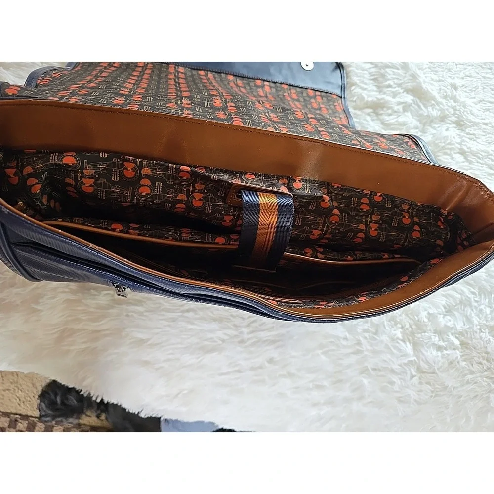 Robert Graham Blue-Tan 2-Striped Messenger Bag Used & Worn With Carry Strap $59‎